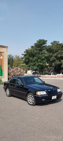 Mercedes C 230 1999, 406,820 km - 2.3 l - Füzuli