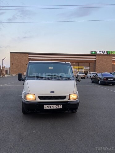 Ford Transit 2001, 452,889 km - 2.0 л - Quba