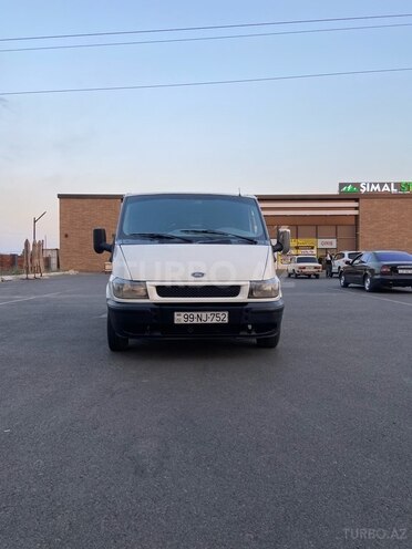 Ford Transit 2001, 452,889 km - 2.0 л - Quba