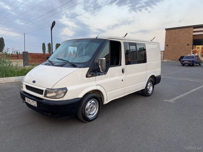 Ford Transit 2001, 452,889 km - 2.0 л - Quba