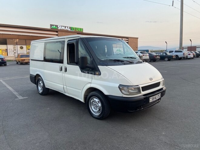 Ford Transit 2001, 452,889 km - 2.0 л - Quba
