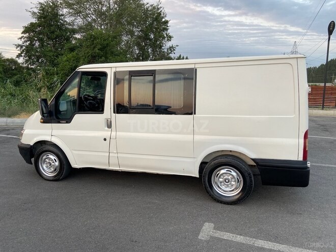 Ford Transit 2001, 452,889 km - 2.0 л - Quba