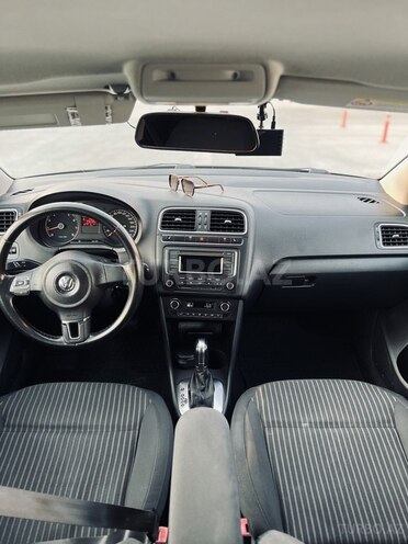 Volkswagen Polo 2013, 240,100 km - 1.6 l - Bakı