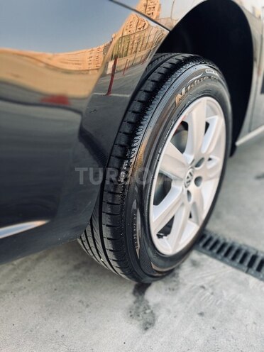 Volkswagen Polo 2013, 240,100 km - 1.6 l - Bakı