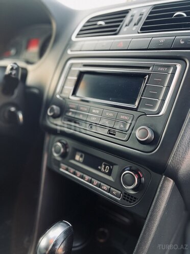 Volkswagen Polo 2013, 240,100 km - 1.6 l - Bakı