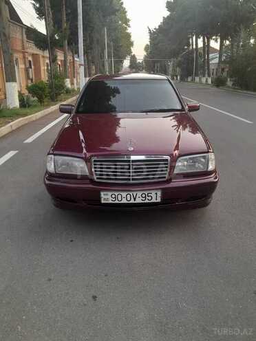 Mercedes C 200 1998, 215,436 km - 2.0 л - Qazax