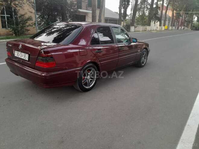Mercedes C 200 1998, 215,436 km - 2.0 л - Qazax