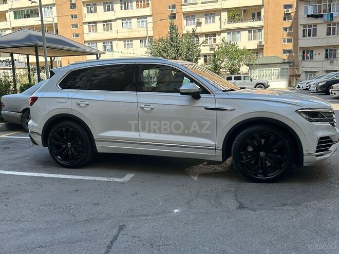 Volkswagen Touareg 2021, 70,050 km - 3.0 l - Bakı