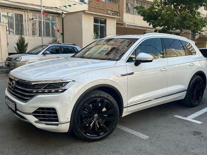 Volkswagen Touareg 2021, 70,050 km - 3.0 l - Bakı