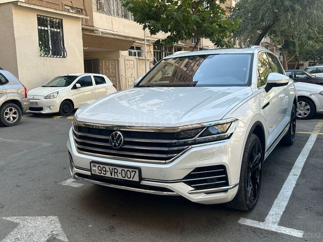 Volkswagen Touareg 2021, 70,050 km - 3.0 l - Bakı