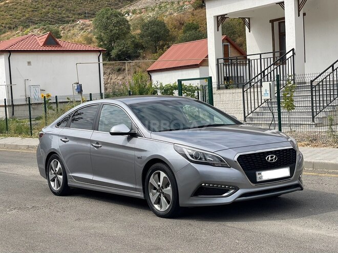 Hyundai Sonata-3