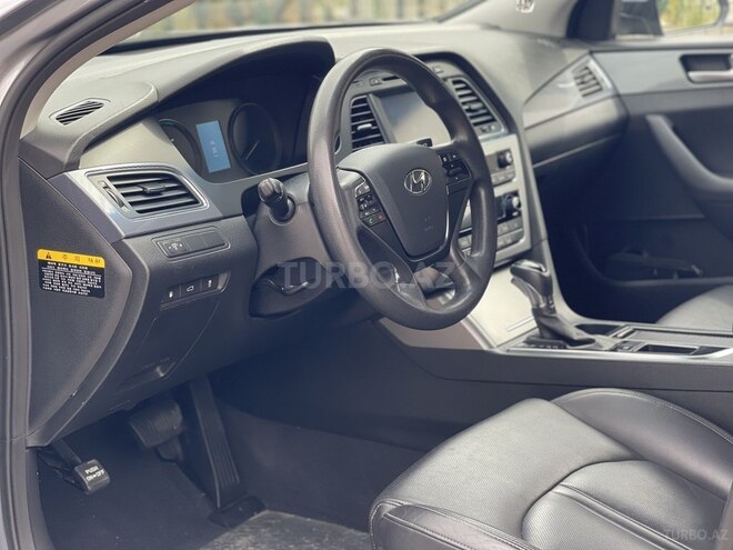 Hyundai Sonata-7