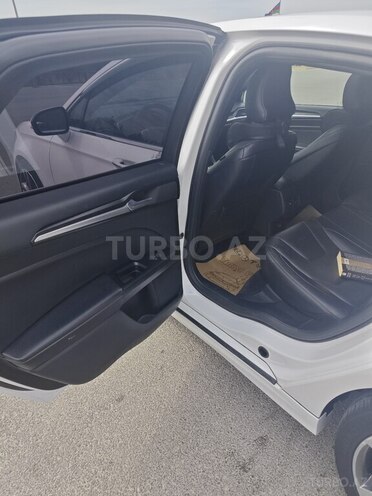 Ford Fusion (North America) 2016, 111,500 km - 2.0 l - Bakı