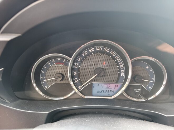 Toyota Corolla 2013, 252,000 km - 1.6 l - Bakı