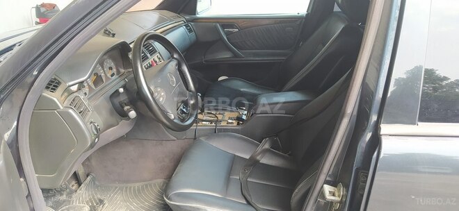 Mercedes E 270 1999, 655,000 km - 2.7 l - Ağdam