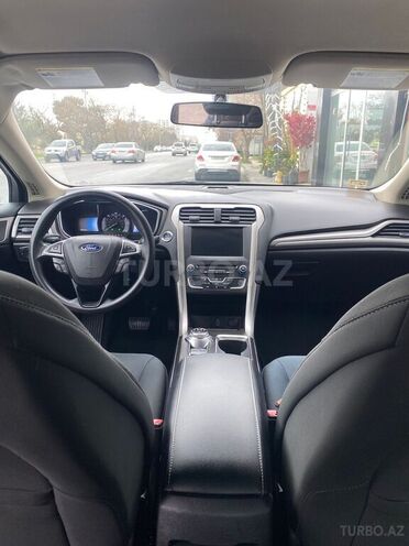 Ford Fusion (North America) 2017, 197,000 km - 2.0 л - Bakı