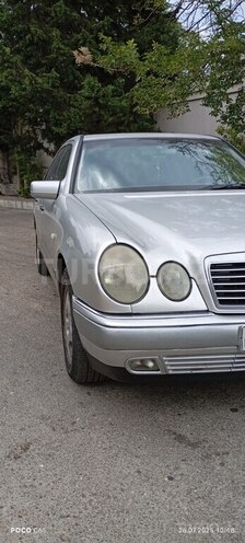 Mercedes E 240 1999, 442,505 km - 2.4 l - Bakı