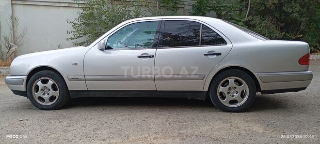 Mercedes E 240 1999, 442,505 km - 2.4 l - Bakı