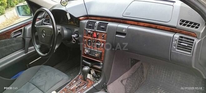 Mercedes E 240 1999, 442,505 km - 2.4 l - Bakı