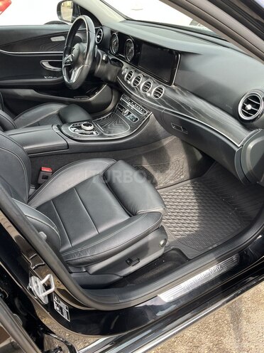 Mercedes E 200 d 2018, 140,000 km - 2.0 l - Bakı