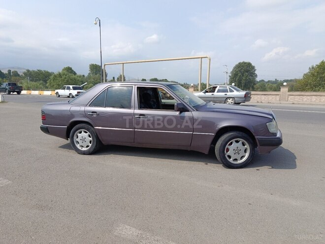 Mercedes E 200 d 1991, 500,000 km - 2.0 l - Qazax