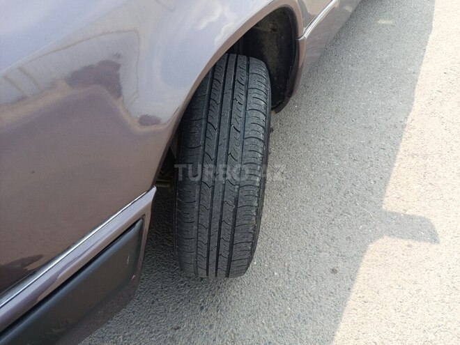 Mercedes E 200 d 1991, 500,000 km - 2.0 l - Qazax