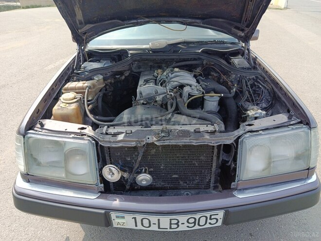 Mercedes E 200 d 1991, 500,000 km - 2.0 l - Qazax