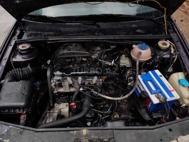 Volkswagen Golf 1994, 120,000 km - 1.8 л - Bakı