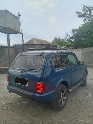 LADA (VAZ) Niva 2013, 240,000 km - 1.7 l - Ucar