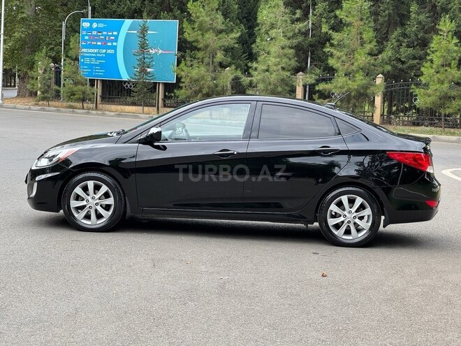 Hyundai Accent 2013, 141,200 km - 1.6 л - Mingəçevir