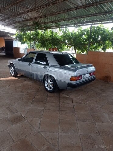 Mercedes 190 1990, 300,000 km - 2.0 л - Neftçala
