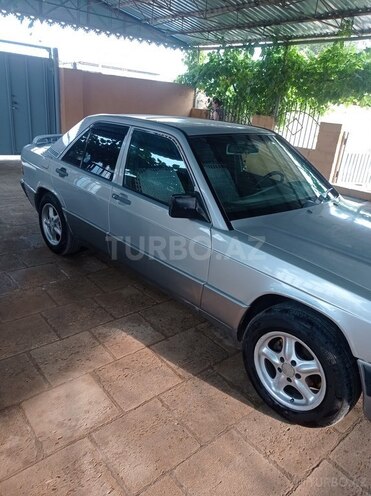 Mercedes 190 1990, 300,000 km - 2.0 л - Neftçala