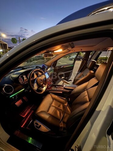 Mercedes GL 500 4MATIC 2007, 305,000 km - 5.5 l - Bakı