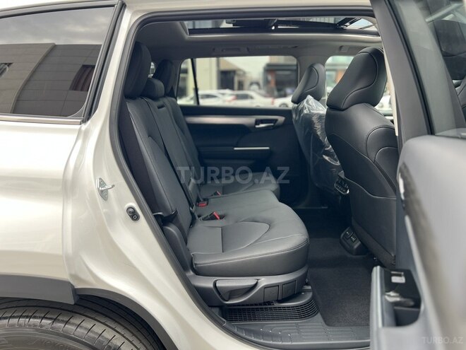 Toyota Highlander 2025, 0 km - 2.5 l - Bakı