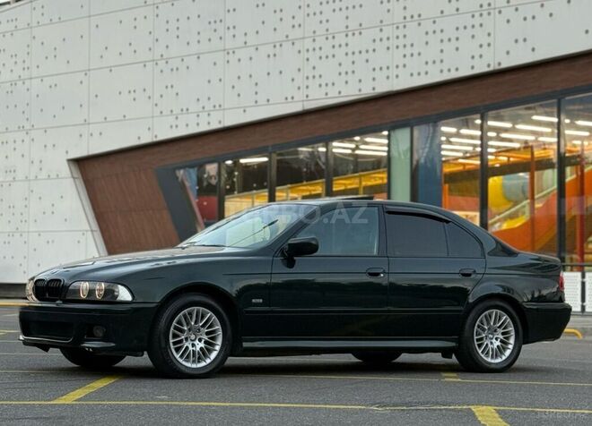 BMW 535 2001, 320,000 km - 3.5 l - Bakı