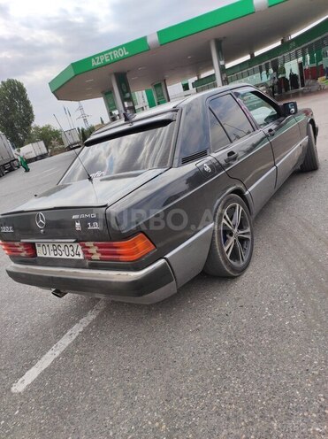 Mercedes 190 1992, 350,000 km - 2.0 l - Qusar