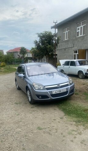 Opel Astra 2006, 259,000 km - 1.8 l - Lənkəran