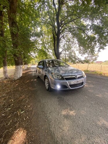 Opel Astra 2006, 259,000 km - 1.8 l - Lənkəran