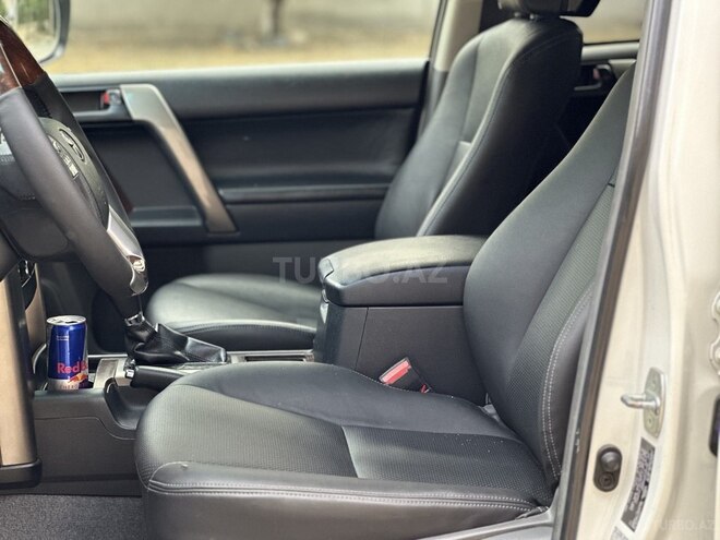 Toyota Land Cruiser Prado 2012, 153,000 km - 2.7 л - Gəncə