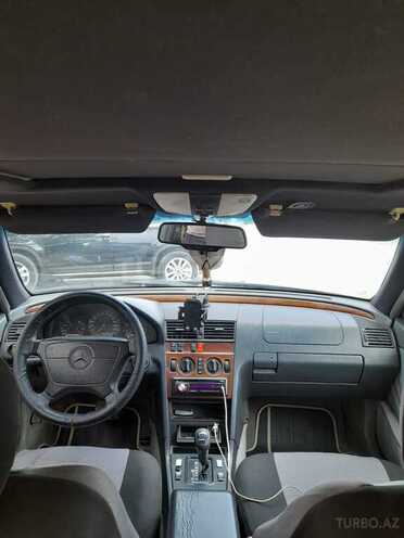 Mercedes C 200 1995, 745,815 km - 2.0 l - Salyan