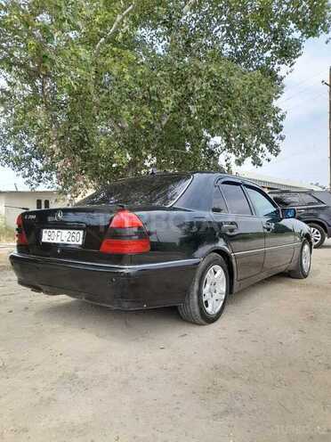 Mercedes C 200 1995, 745,815 km - 2.0 l - Salyan