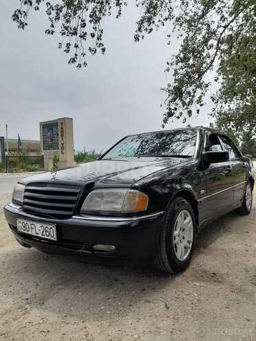 Mercedes C 200 1995, 745,815 km - 2.0 l - Salyan