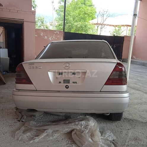 Mercedes C 220 1994, 300,000 km - 2.2 л - Bakı