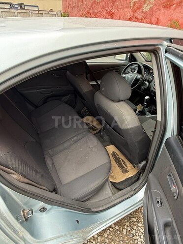Kia Rio 2005, 280,000 km - 1.4 l - Bakı
