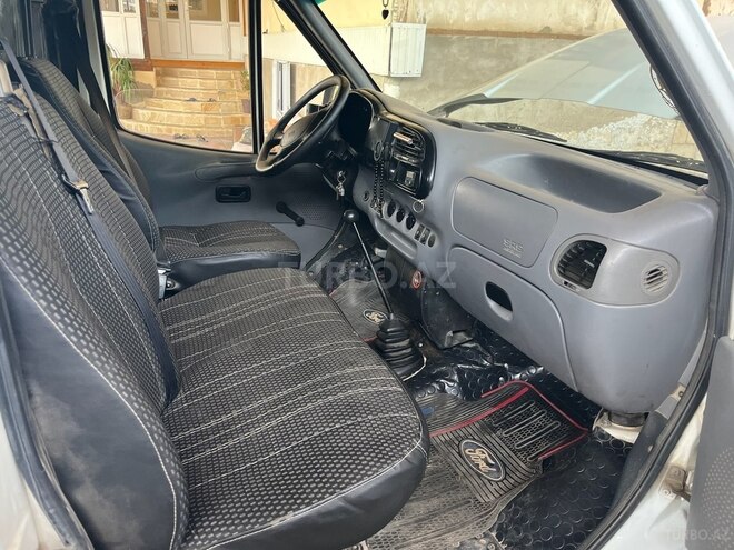 Ford Transit 1998, 754,000 km - 2.5 л - Salyan
