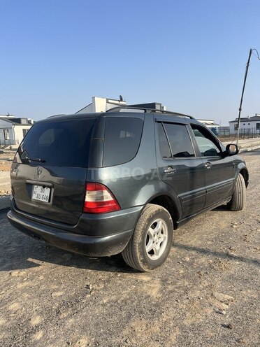 Mercedes ML 320 4MATIC 2000, 213,500 km - 3.2 l - Bərdə