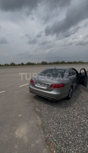 Mercedes E 220 d 2014, 255,000 km - 2.2 л - Bakı
