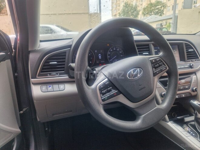 Hyundai Elantra 2018, 95,000 km - 2.0 l - Bakı