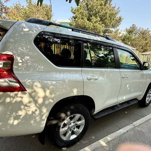 Toyota Land Cruiser Prado 2014, 189,765 km - 2.7 l - Naftalan