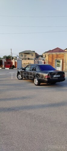 Mercedes E 200 1993, 346,559 km - 2.0 l - Sumqayıt